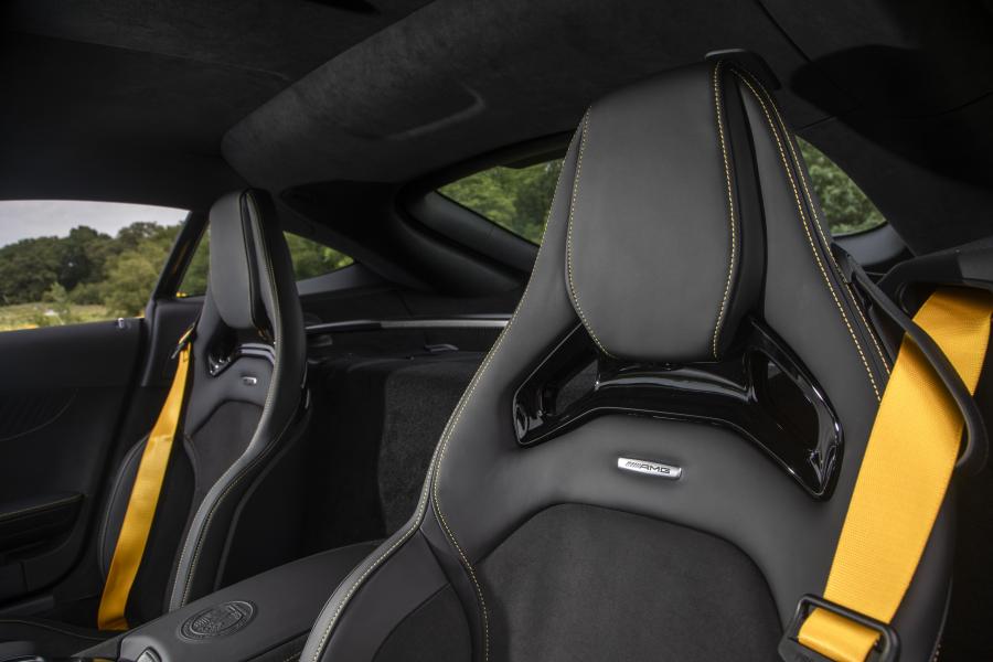 Интерьер Mercedes-AMG GT R (C190) 2019 года  (NA) (фото 68 из 85)